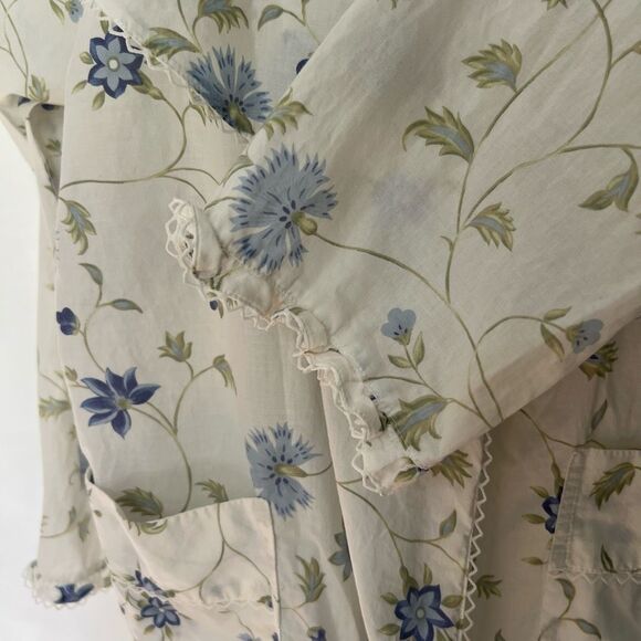 Victorias Secret Country Floral Robe - Picture 4 of 11